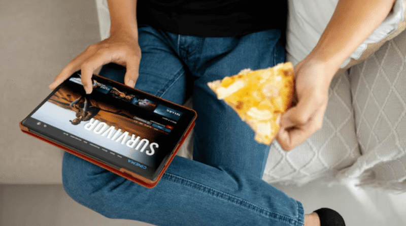 Assistir filme online vs. cinema