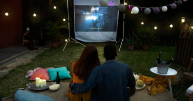 Melodia e Diversão: Os Melhores Filmes Para Assistir em Casa Com Temática Musical